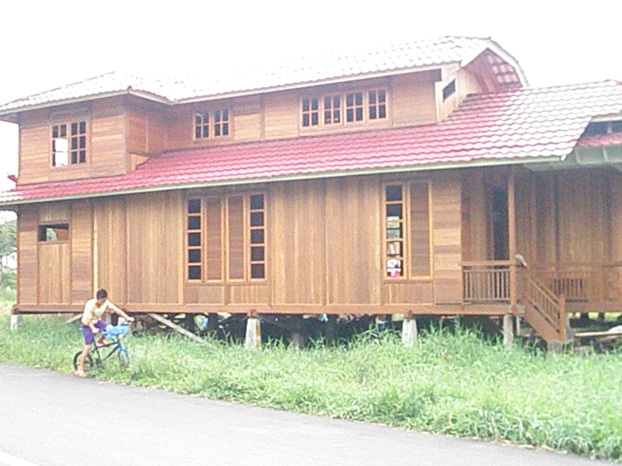  Rumah Kayu Woloan  Manado kuat anti rayap tahan lama 