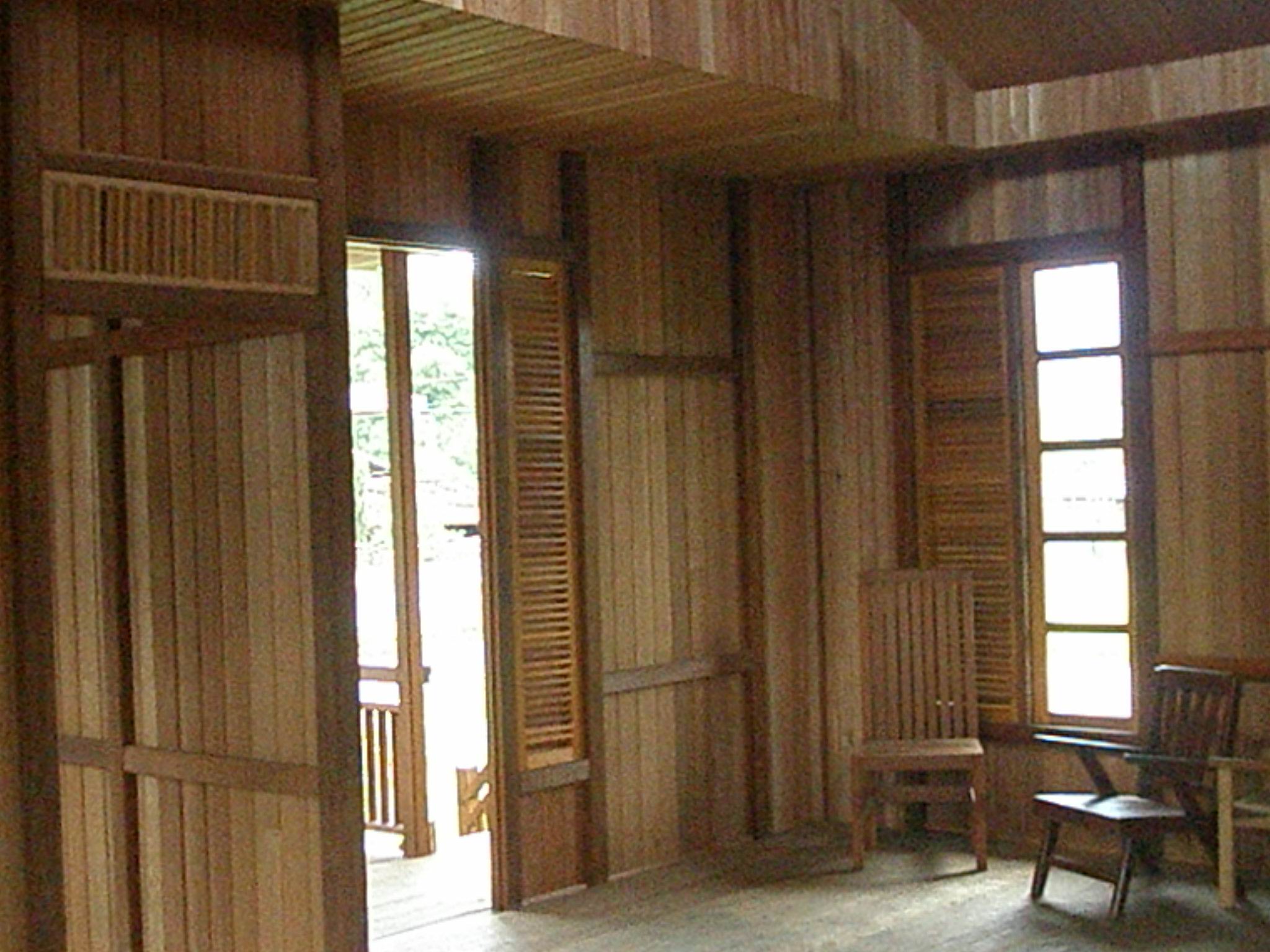  Rumah  Kayu  Woloan Manado kuat anti rayap tahan lama  